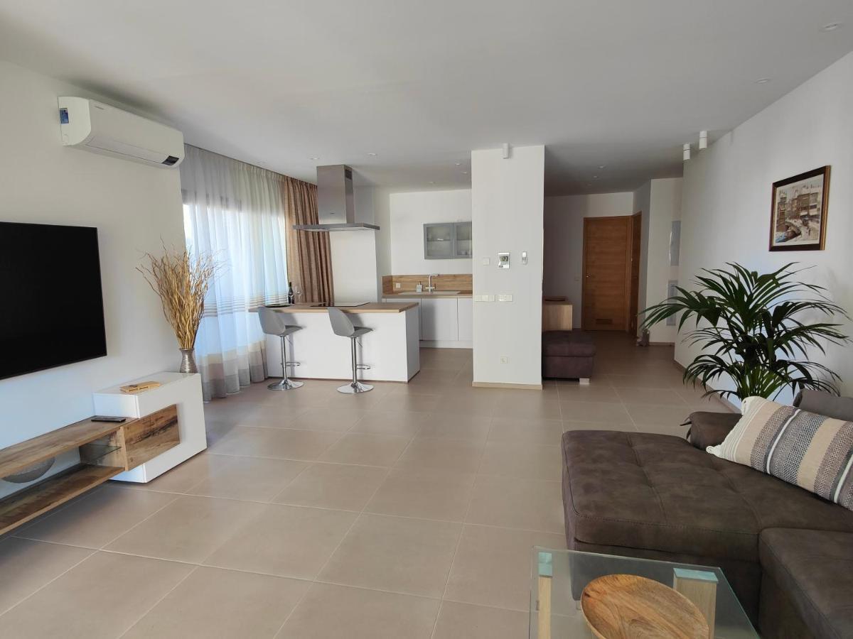 Garden Suites Luxury Apartment Palm-mar Bagian luar foto